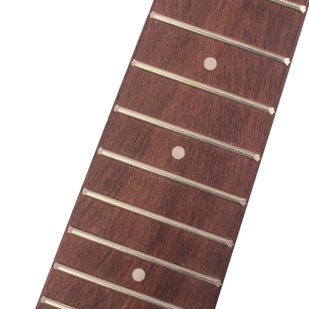 لوح أصابع (فريت بورد) من خشب ا - مراجعة Ukulele Beginner Kit وسعره