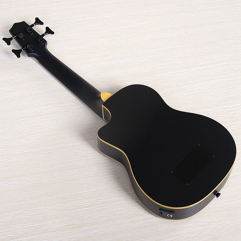 جيتار يوكوليلي باس بفتحتين على - مراجعة Ukulele Beginner Kit وسعره