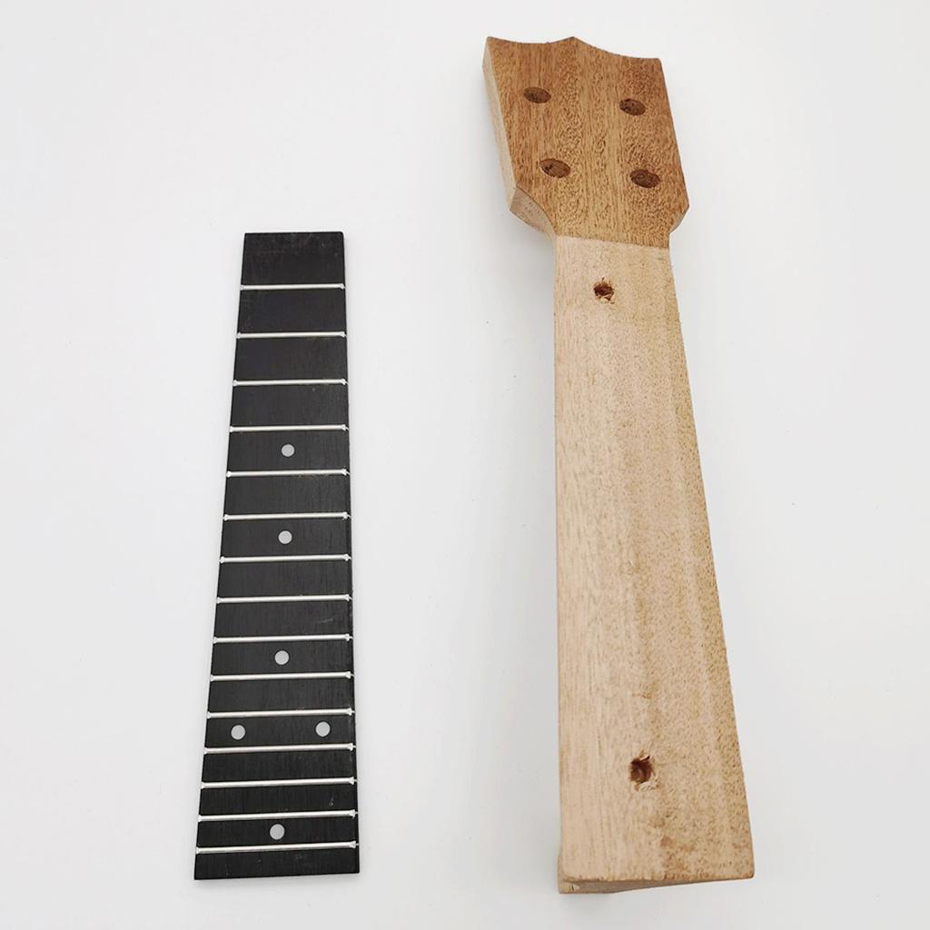 مجموعة إكسسوارات يوكليلي خشبية - مراجعة Ukulele Beginner Kit وسعره